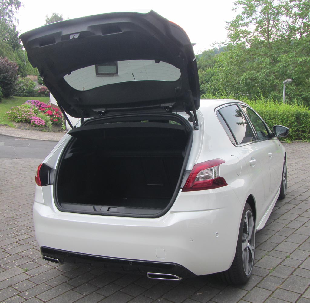 Peugeot 308: Das Gepäckabteil fasst 420 bis 1228 Liter.