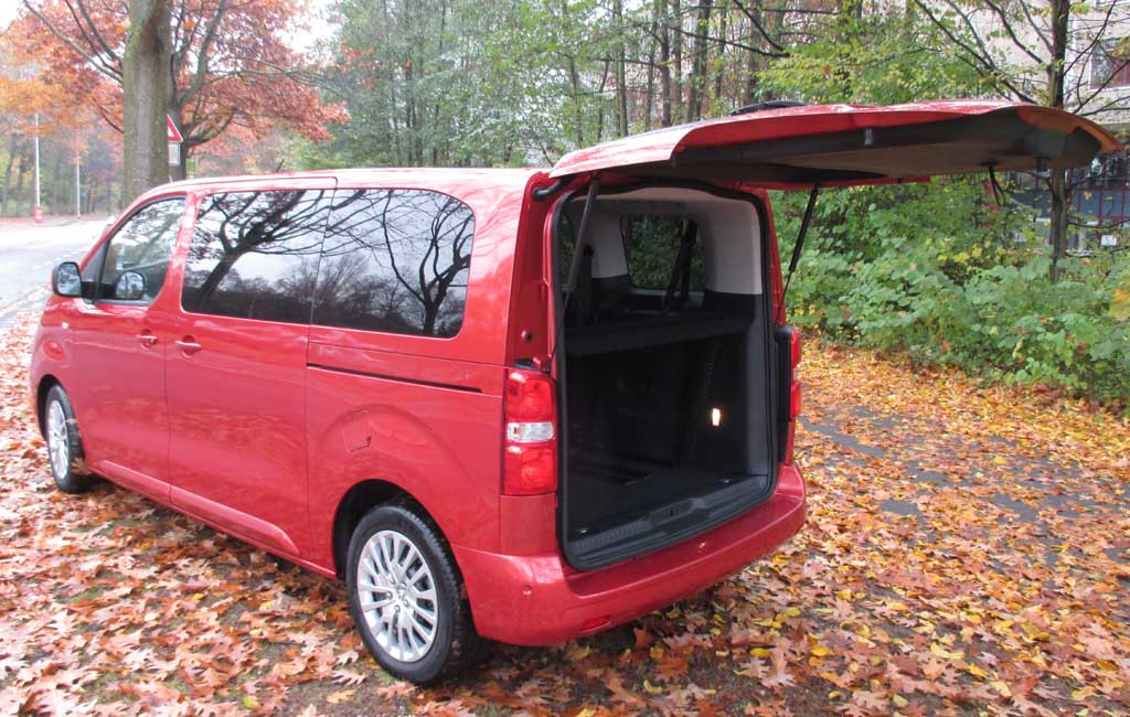 Peugeot Traveller: Das Gepäckabteil fasst bis zu 4554 Liter.