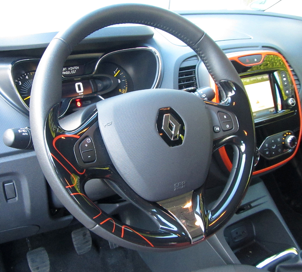Renault Captur: Blick ins Cockpit.