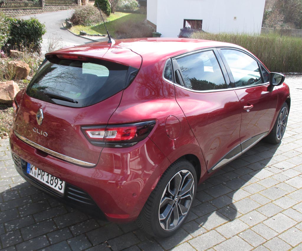 Renault Clio: Heck-/Seitenansicht.
