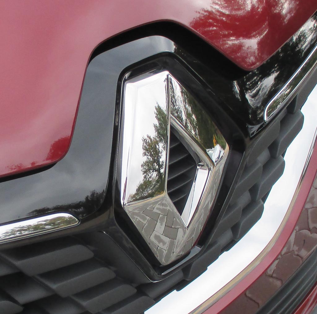 Renault Grand Scénic: Der Markenrhombus prangt längst vorn größer im Kühlergrill.