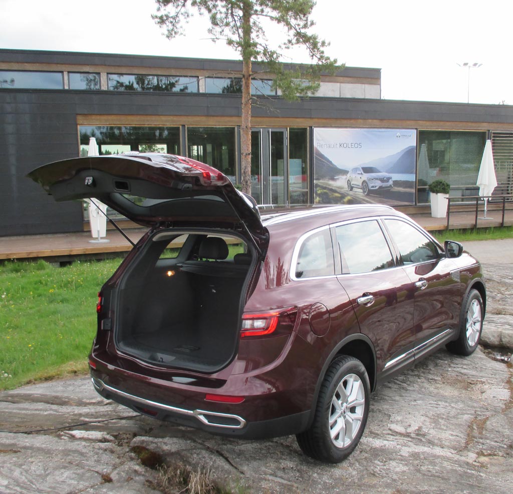 Renault Koleos: Das Gepäckabteil fasst 498 bis 1706 Liter.