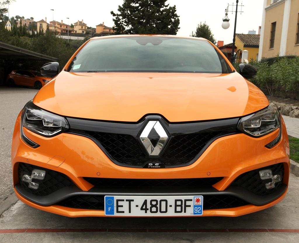 Renault Mégane R.S.: Der Kompaktsportler deutet außen an, was in ihm steckt. Fotos: Waldinger