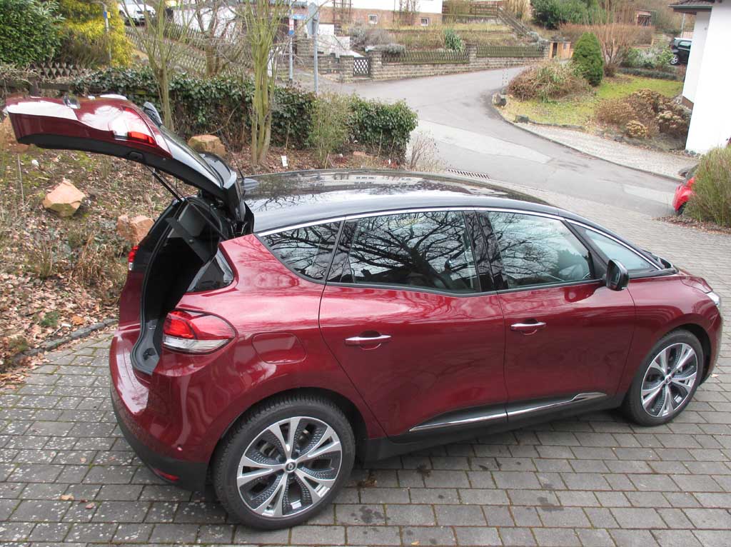 Renault Scénic: Das Gepäckabteil fasst 506 bis 1554 Liter.