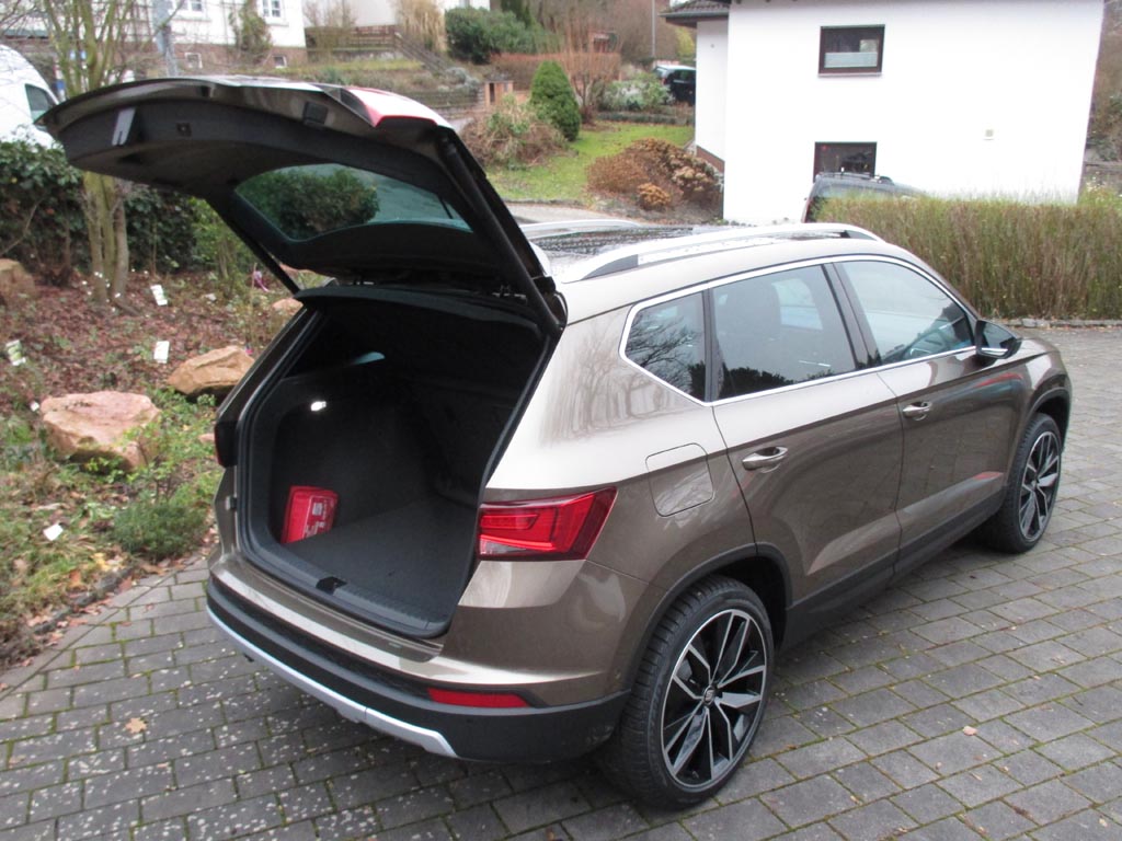 Seat Ateca: Das Gepäckabteil der Allradversion fasst erweiterbare 485 Liter.