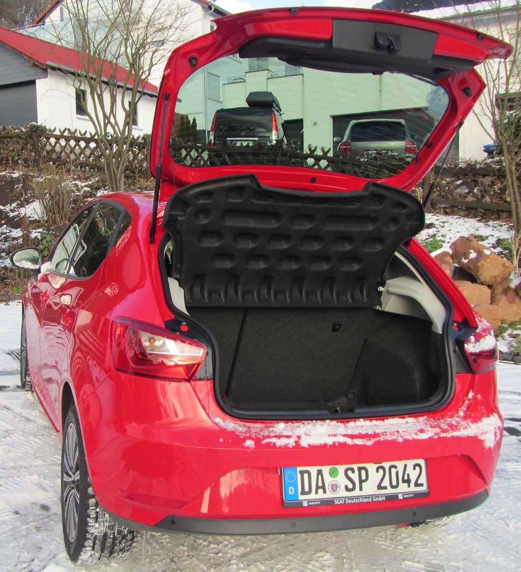 Seat Ibiza: Das Gepäckabteil fast immerhin noch 292 bis 938 Liter.