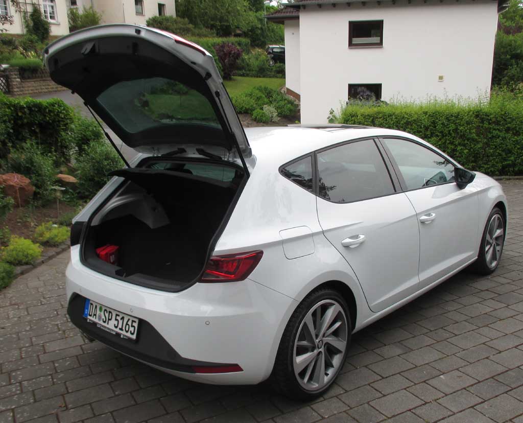 Seat León: Das Gepäckabteil fasst 380 bis 1210 Liter.