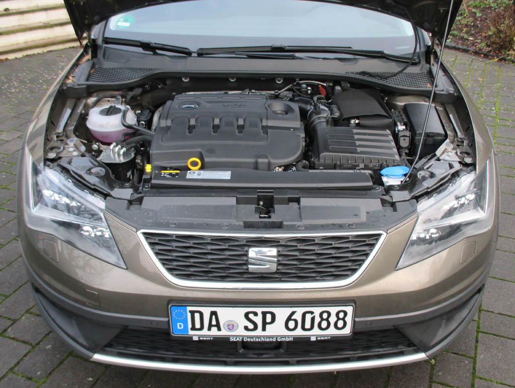 Seat Leon X-Perience: Blick unter die Haube auf den 2,0-Liter-Selbstzünder.