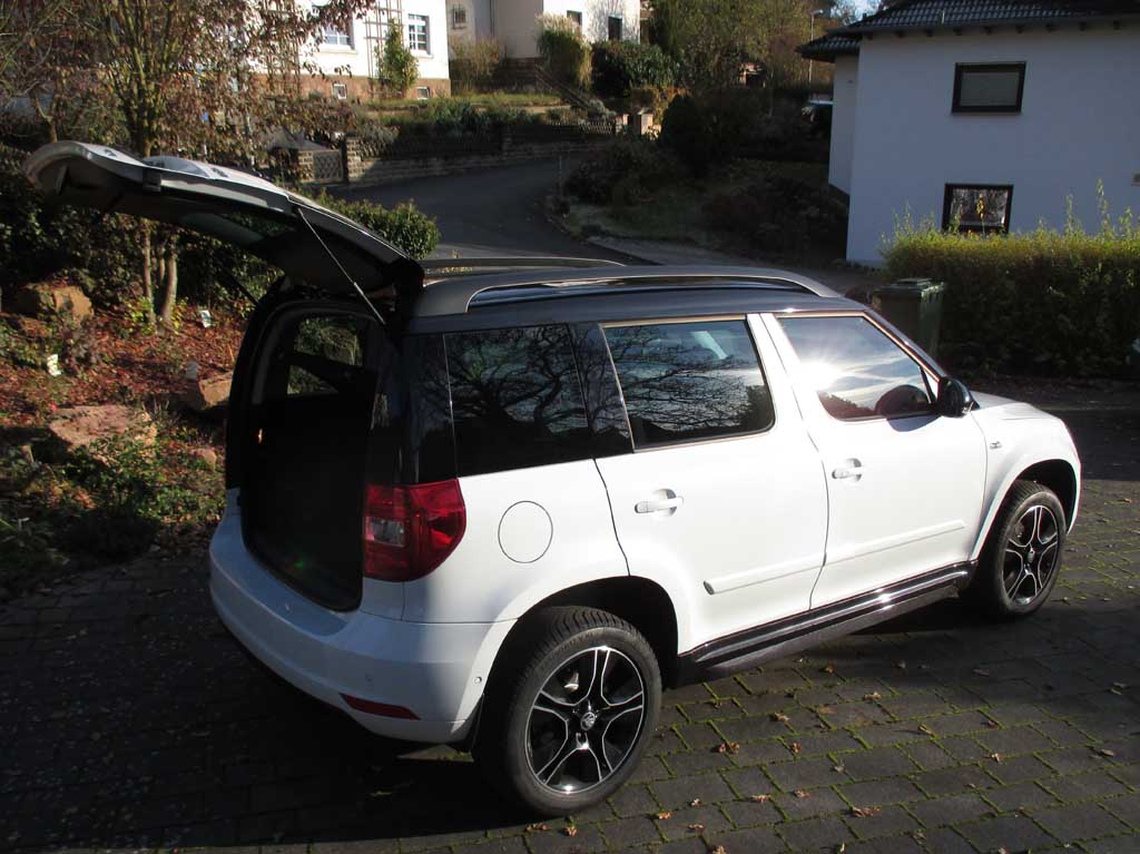Skoda Yeti: Das Gepäckabteil fast 405/510 bis 1760/1665 Liter.