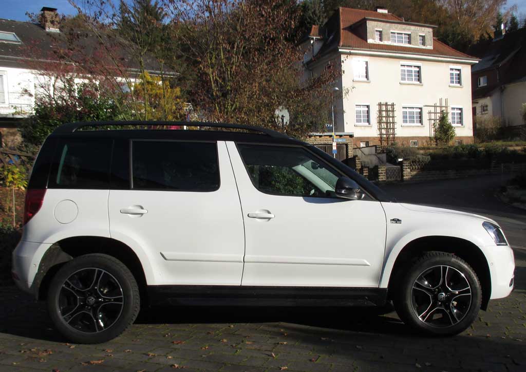 Skoda Yeti: Und so sieht das kompakte Steilheck-SUV-Modell von der Seite aus.
