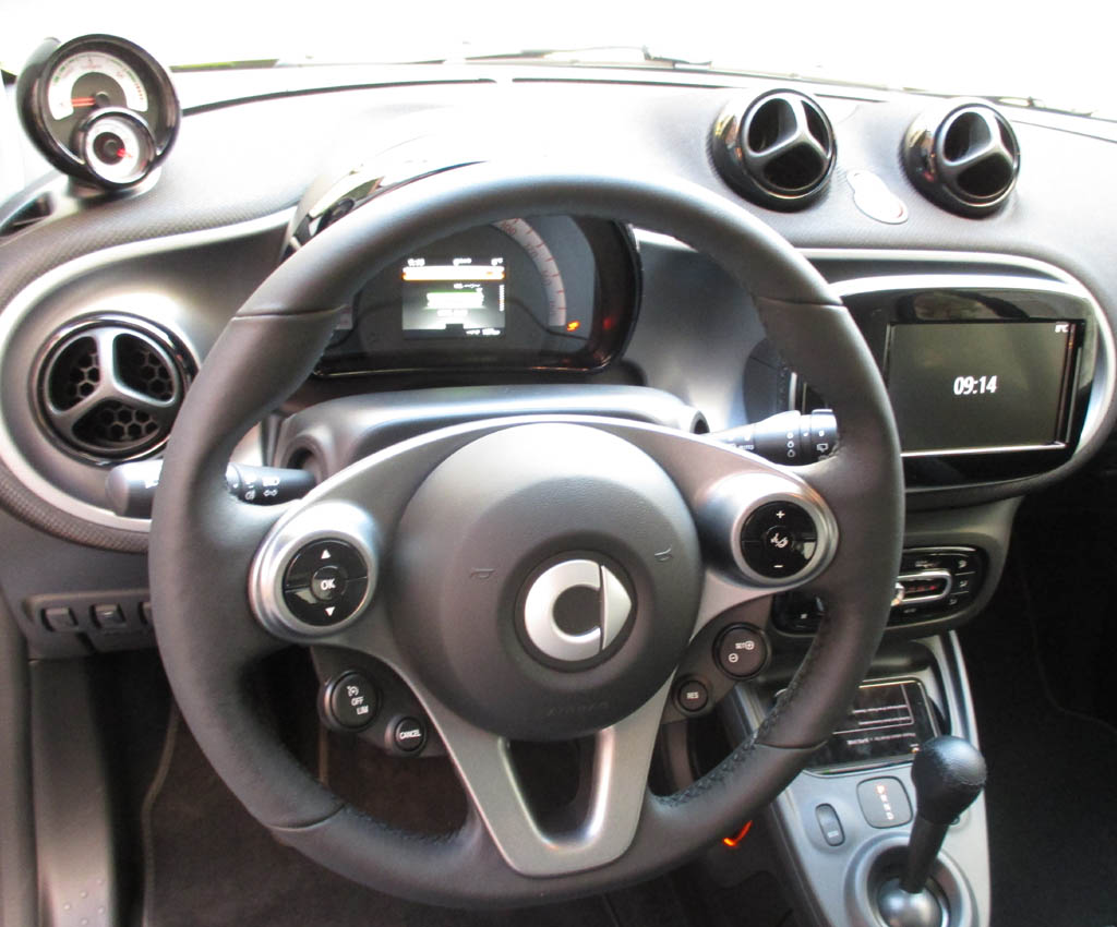 Elektro-Smart Fortwo: Blick ins Cockpit.