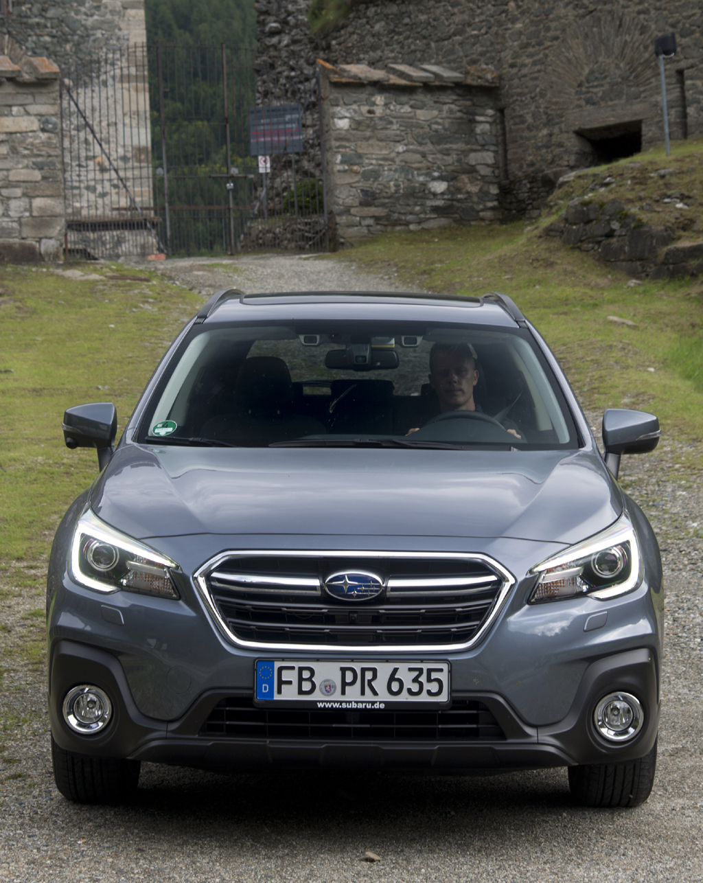 Subaru Outback: Blick auf die Frontpartie. Fotos: Tillmann