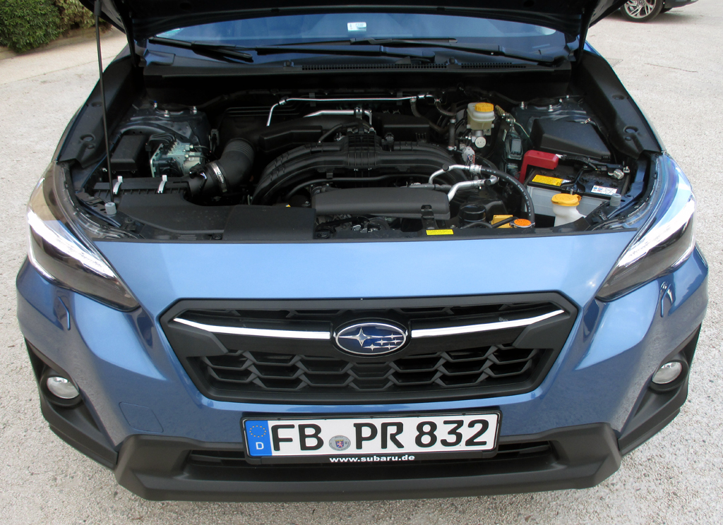 Subaru XV: Blick unter die Haube, hier beim stärkeren 2,0-Liter-Benziner mit 156 PS.