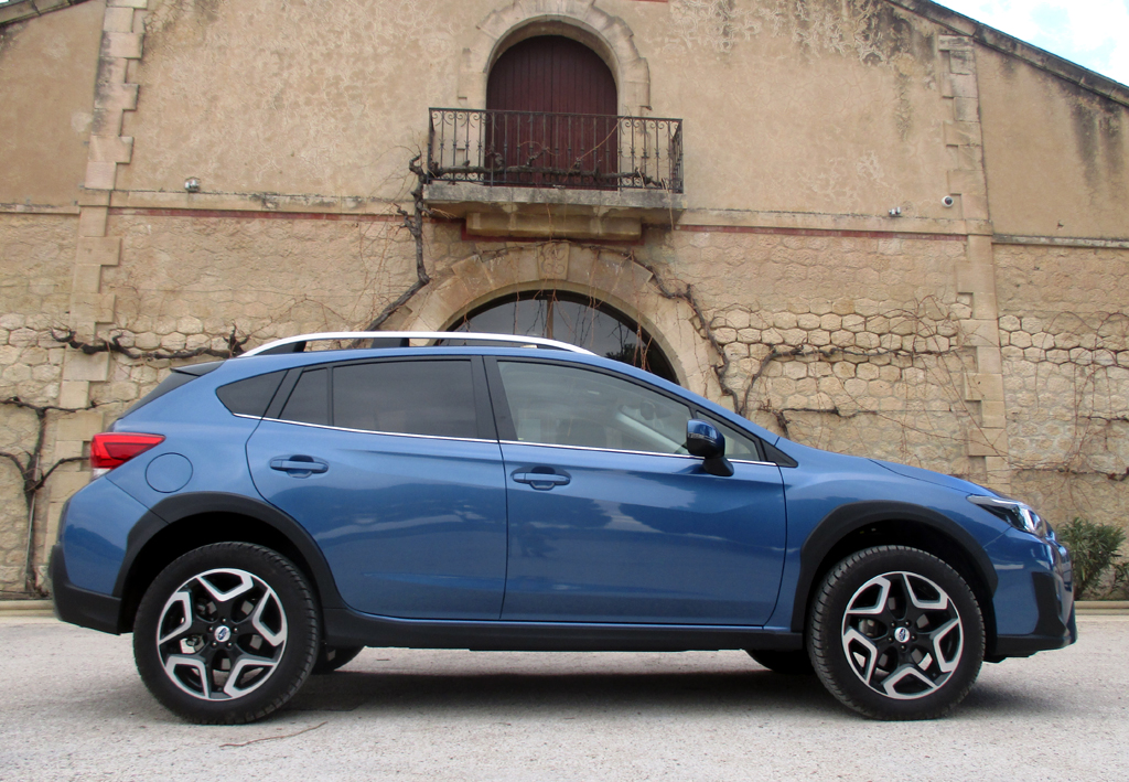 Subaru XV: Und so sieht das Crossover-SUV-Modell der Japaner von der Seite aus.