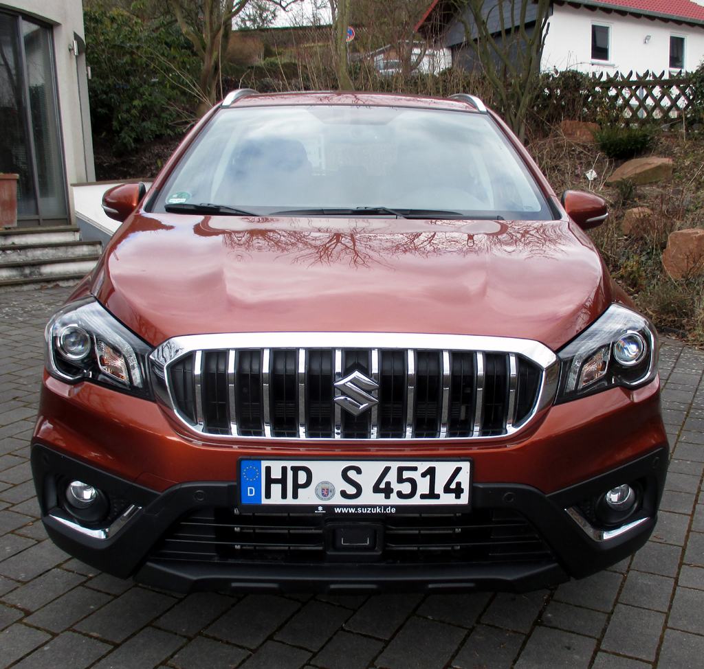 Suzuki SX4 S-Cross: Die Front ist markanter als noch zuvor.