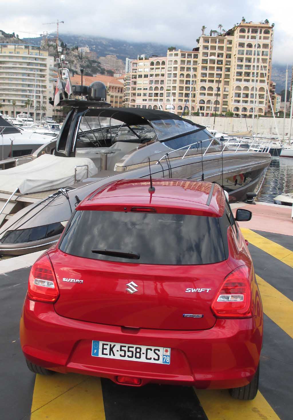 Suzuki Swift: Blick auf die Heckpartie. 
