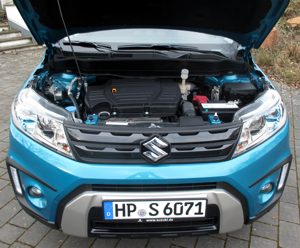 Suzuki Vitara: Blick unter die Haube auf den 1,6-Liter-Sauger.