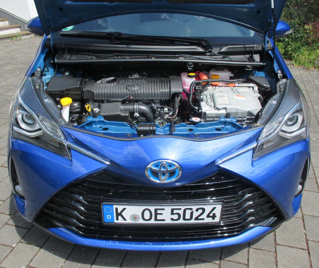 Toyota Yaris Hybrid: Der 1,5-Liter-Benziner ist mit einem Elektromotor kombiniert.