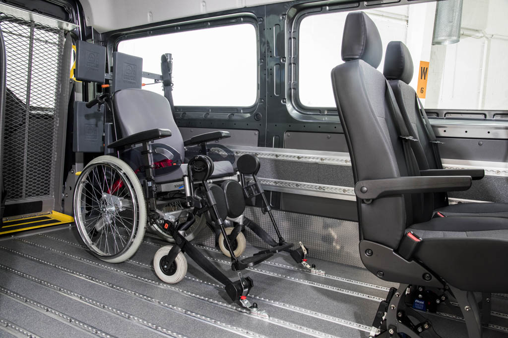 VW Crafter können auch behindertengerecht ausgestattet werden …
