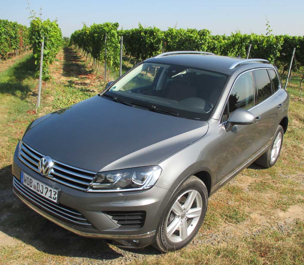 Zu den SUV gehören bei VW bislang der kompakten Tiguan und der größere Touareg. 