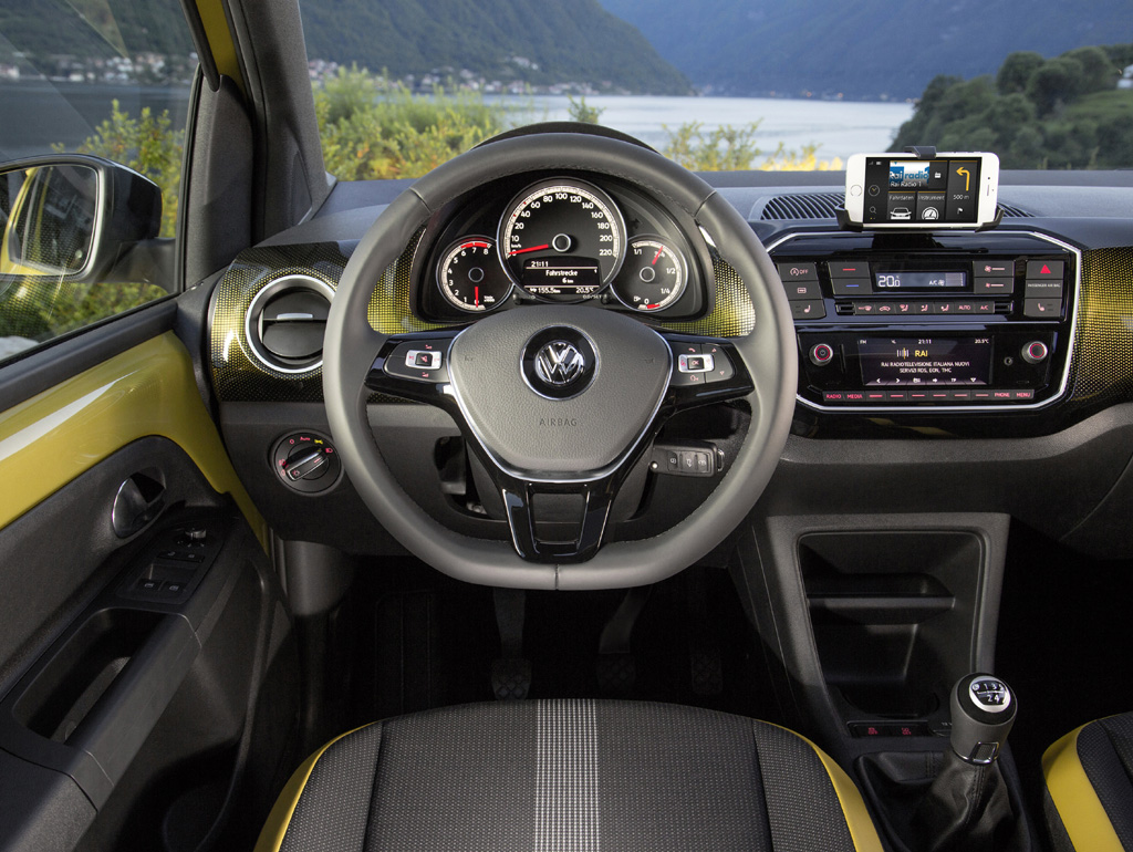 VW Up: Blick ins Cockpit. Auch hier ist Individualisierung Trumpf,