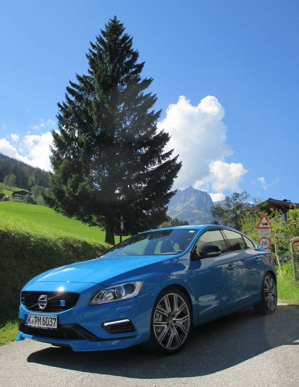 Volvo S60 Polestar, hier als Limousine. Fotos: Koch