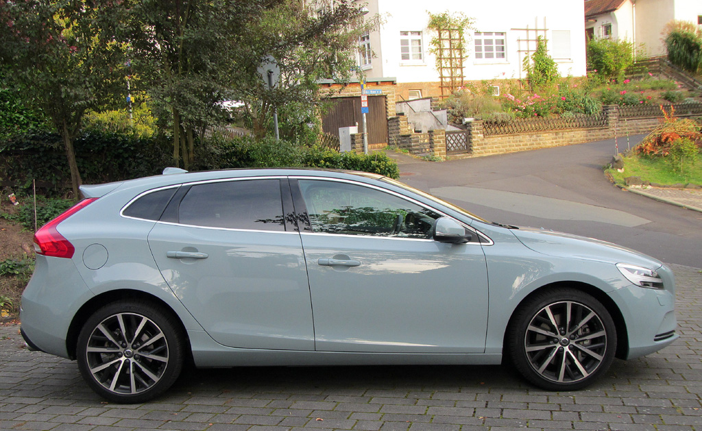 Volvo V40: Und so sieht das Kompaktmodell von der Seite aus.