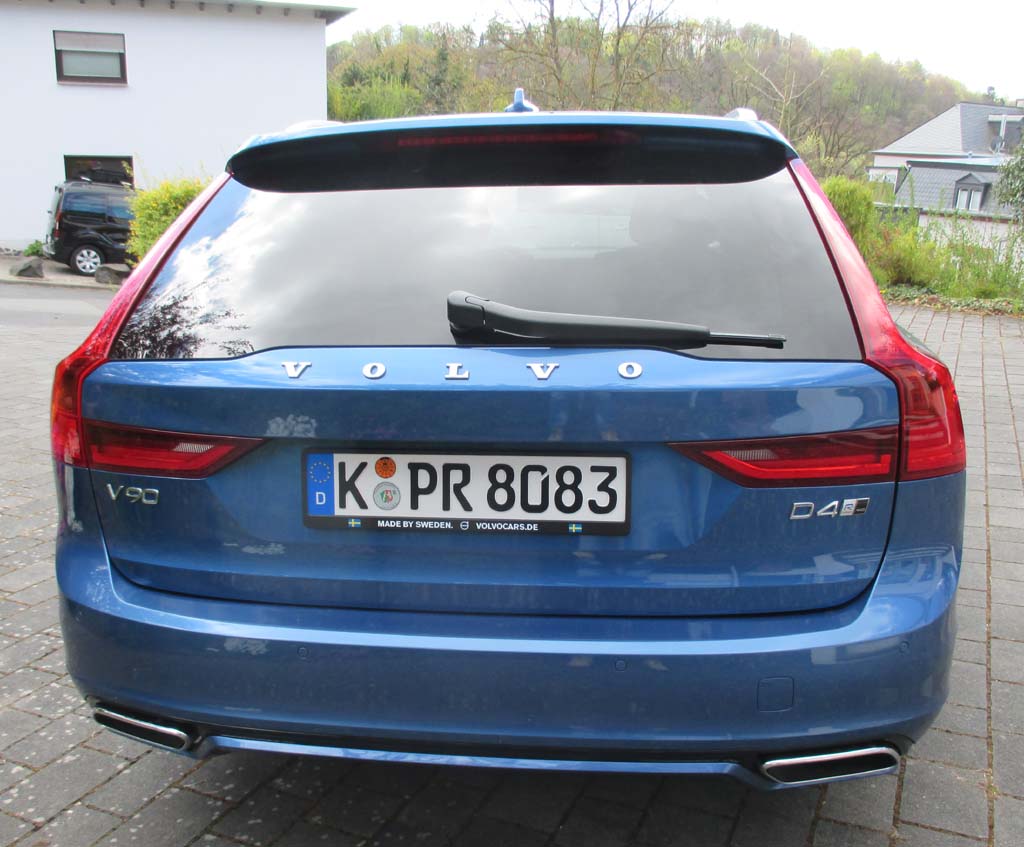 Volvo V90: Blick auf die Heckpartie.