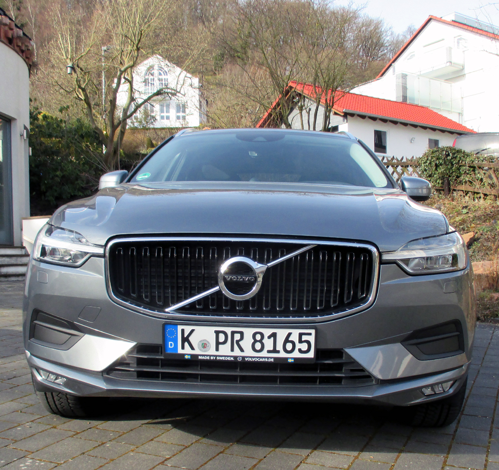Volvo XC60: Blick auf die Frontpartie. Fotos: Koch