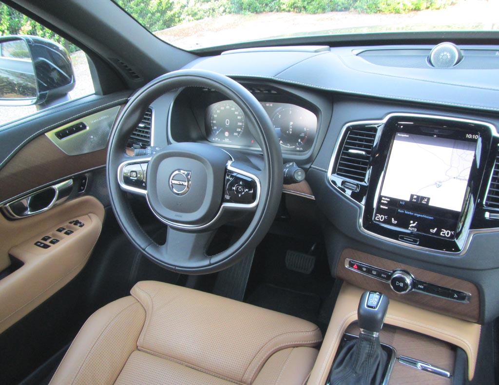 Volvo XC90: Blick ins funktionell-noble Cockpit.