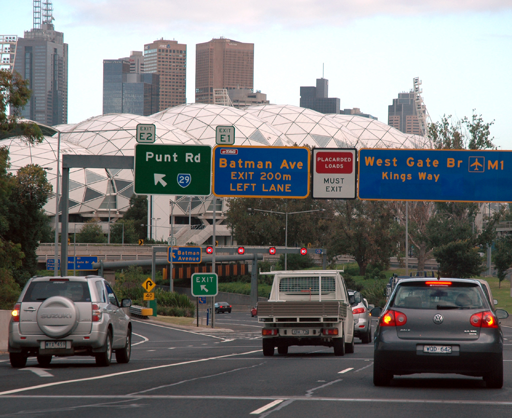 Auf dem Highway bei Melbourne. Fotos: Koch