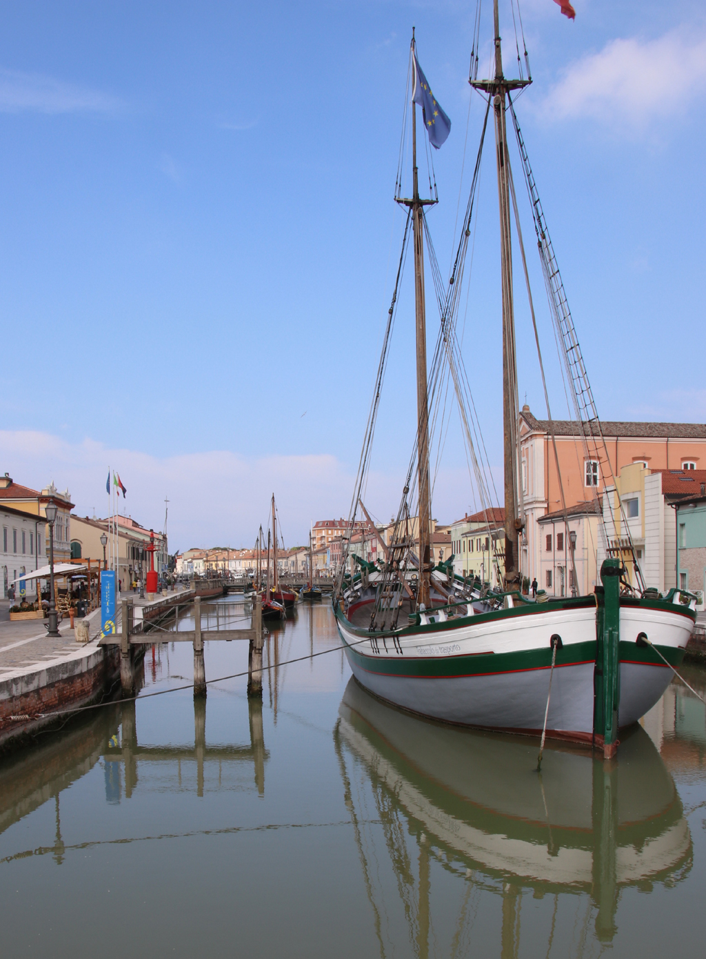 Wer den Ort an der Adria besucht, sollte sich die Museumsschiffe in Cesenatico anschauen. 