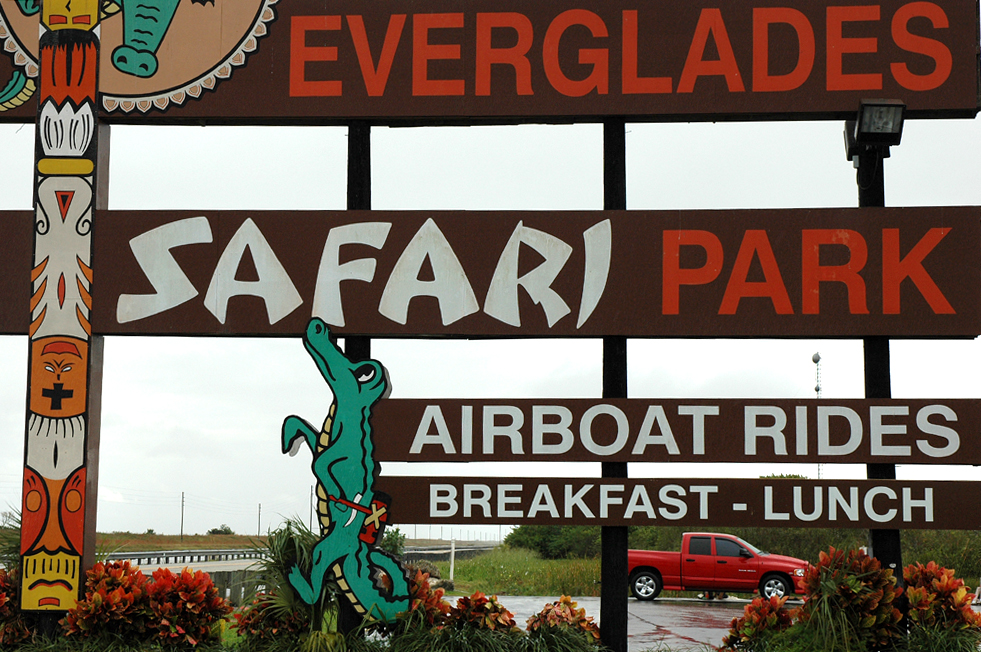 Schild am Everglades Safari Park.
