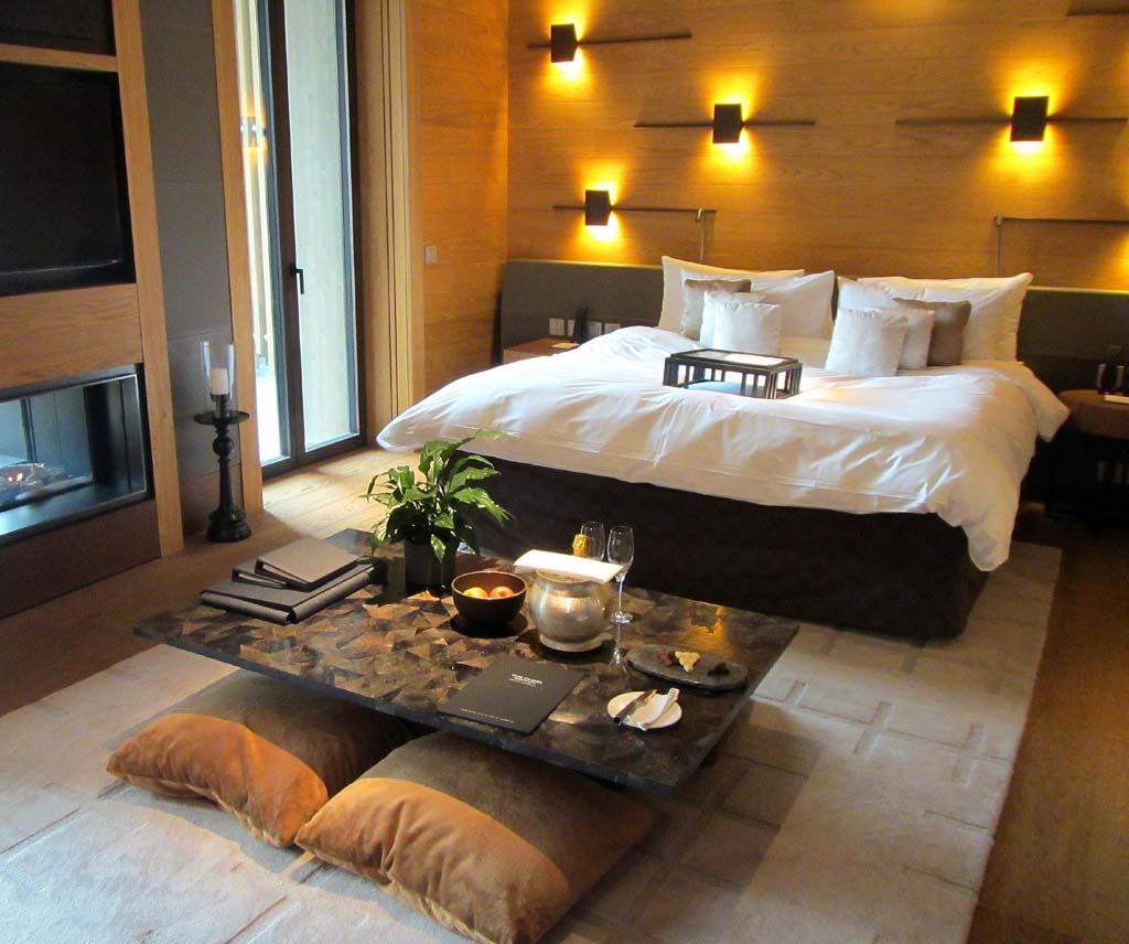 Blick in eines der luxuriösen Zimmer des Fünf-Sterne-Deluxe-Hauses.