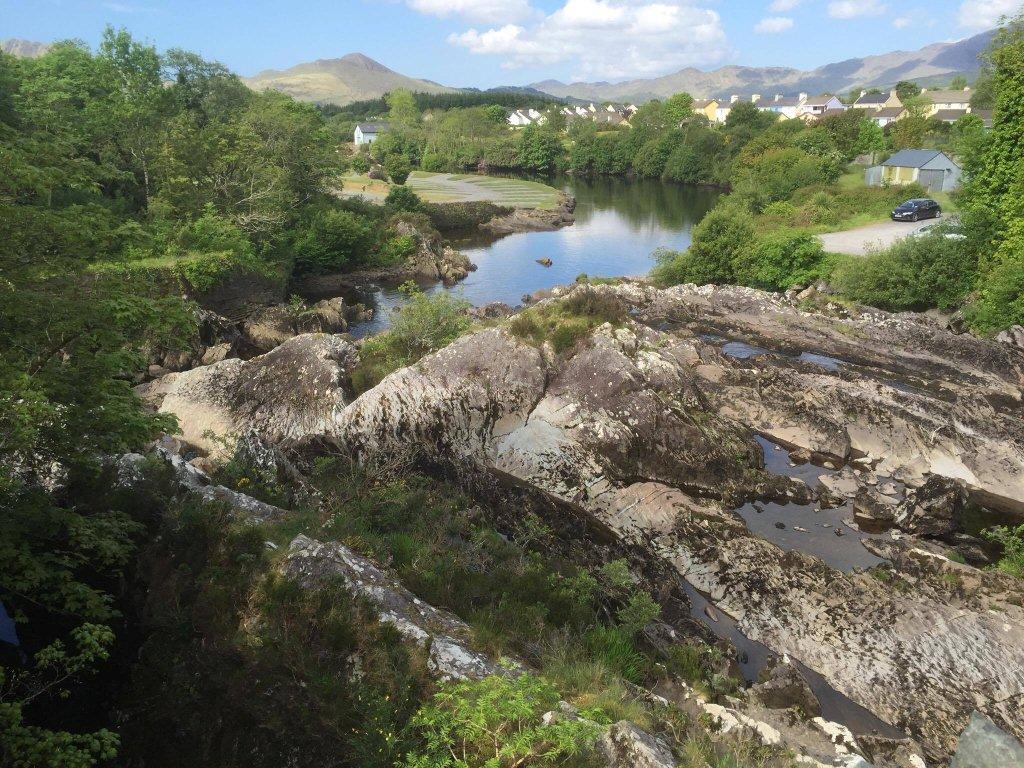 An der Atlantikbucht Kenmare Bay auf der Halbinsel Iveragh im County Kerry.