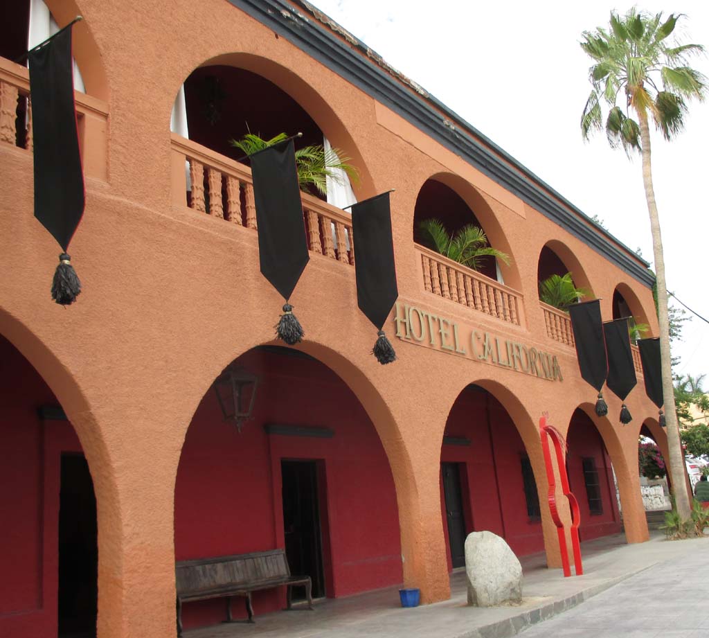 Hotel California in Todos Santos auf der pazifischen Seite der Baja.