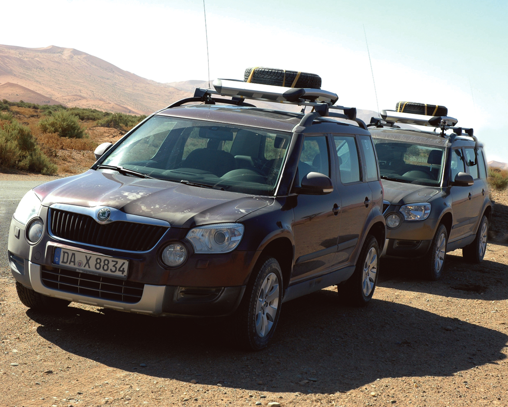 In Namibia unterwegs: Škoda-Yeti-Konvoi.