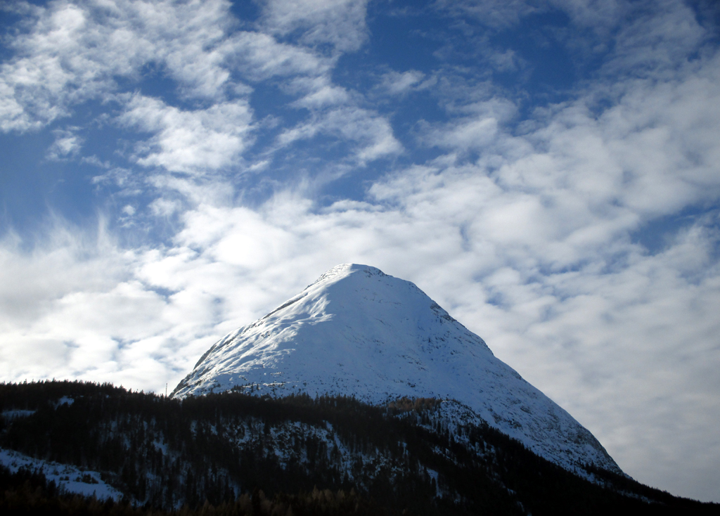 Das Hochplateau bei Seefeld und Leutasch ist von zahlreichen Bergen umgeben.