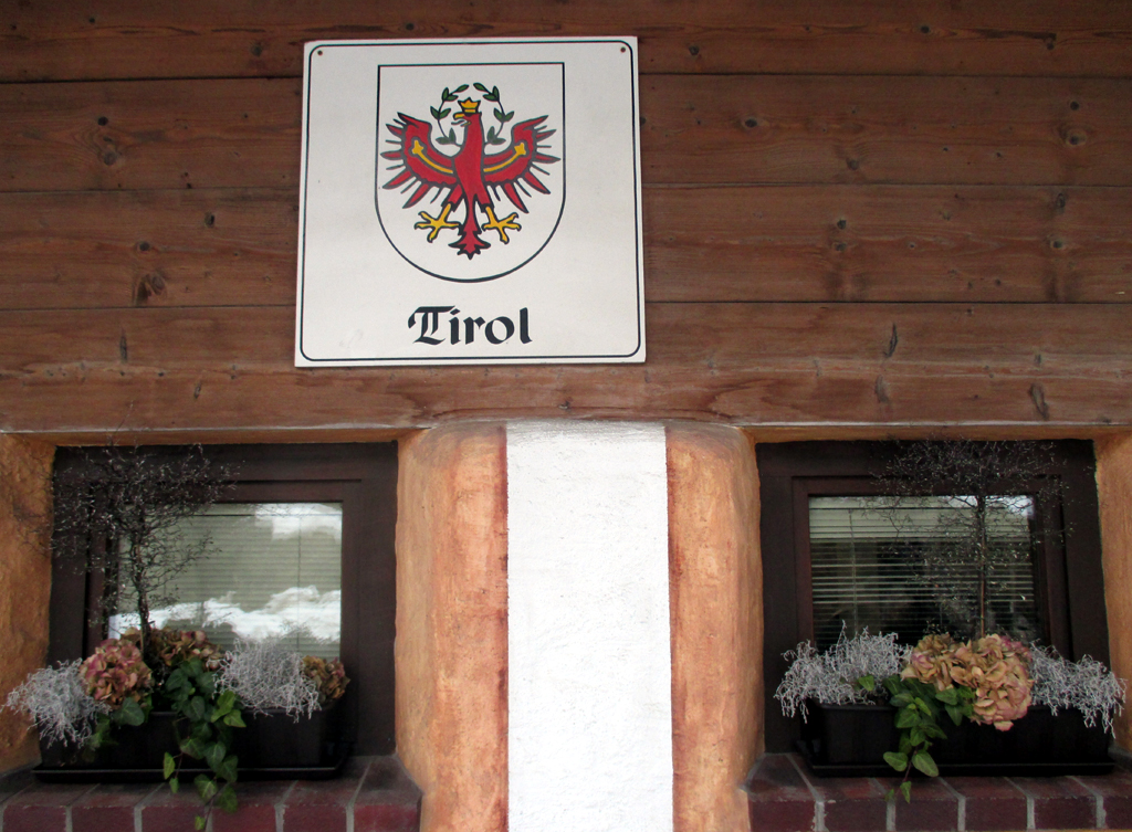 Klar, wir befinden uns im österreichischen Bundesland Tirol!