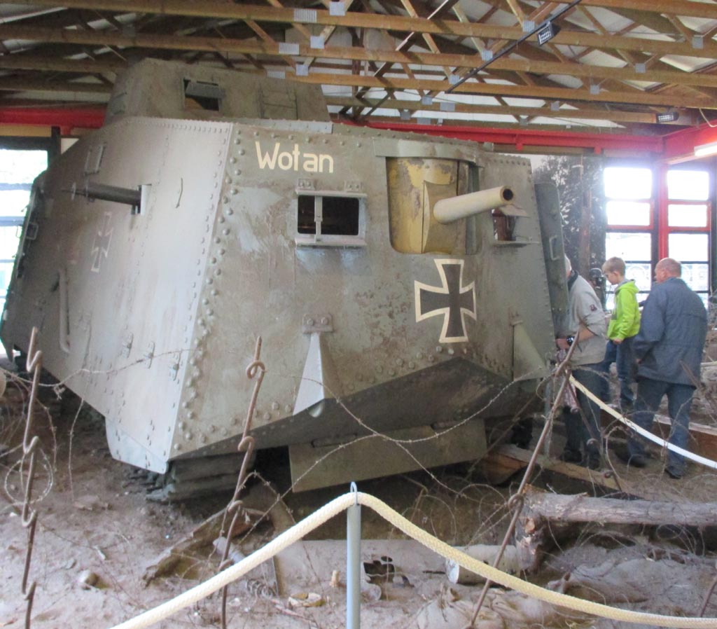 Erster deutscher Panzer überhaupt: Sturmwagen A7V. Fotos: Koch