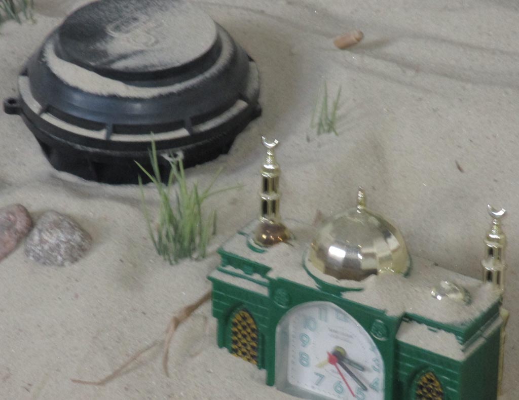 Zum Glück entschärft: Mine im Sand mit Zünder. 
